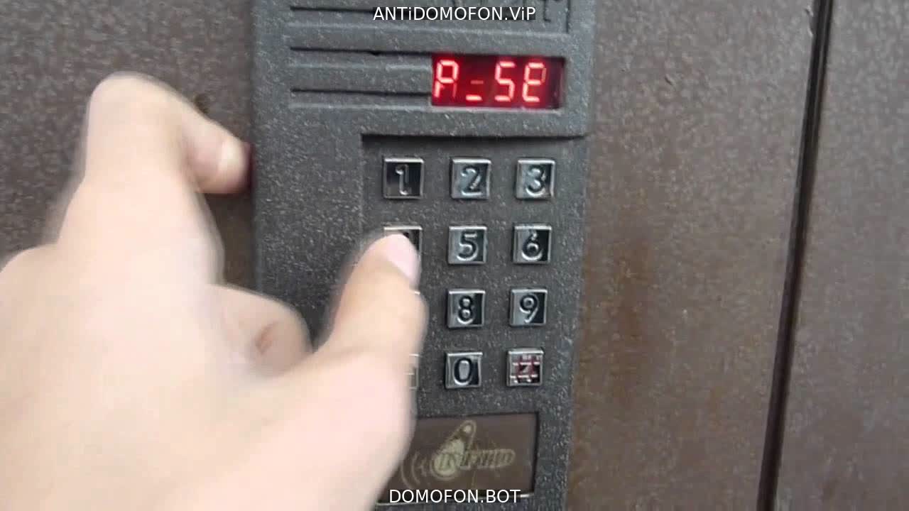 Открытый подъезд Киров