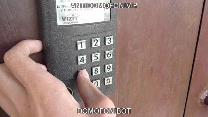 Открытый подъезд Киров