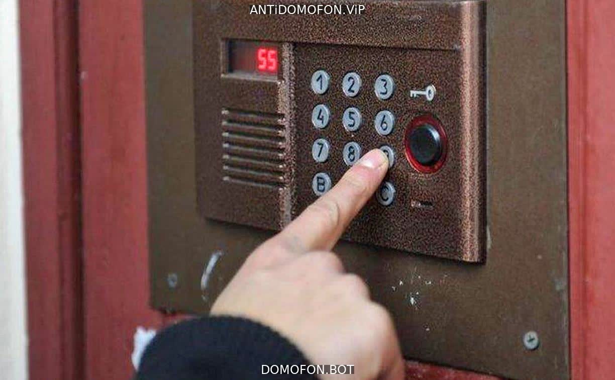 Открытый подъезд Киров